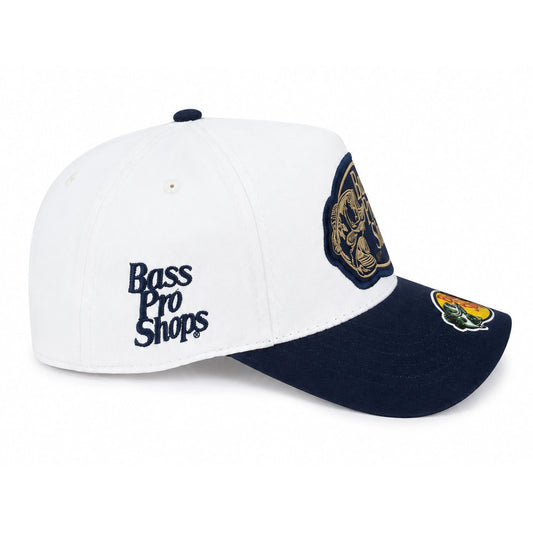 Gorra BASS PRO SHOPS Crema Fearless vista lateral