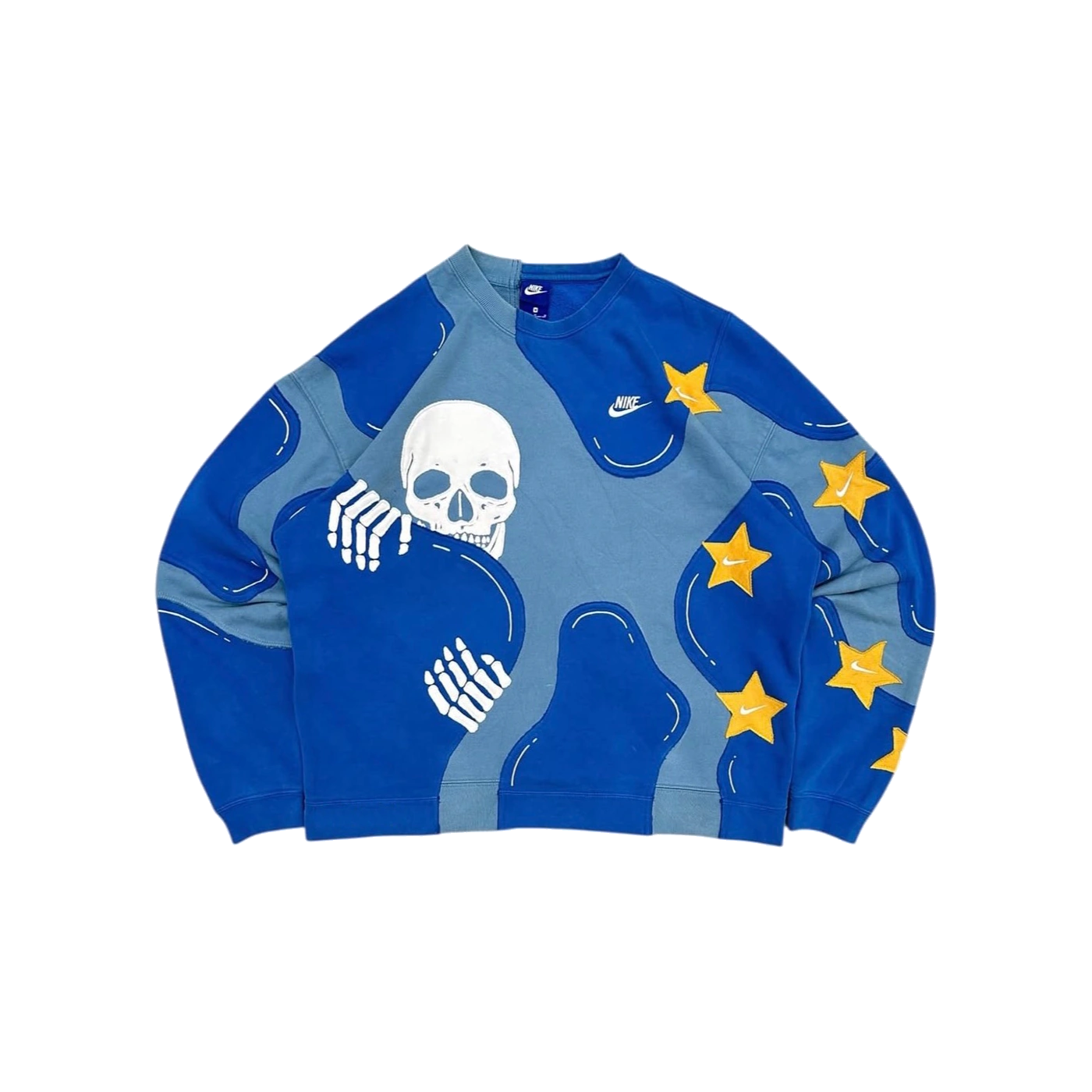 Sudadera Esqueleto Luna Azul Fearless con gráfico streetwear en hoodie unisex